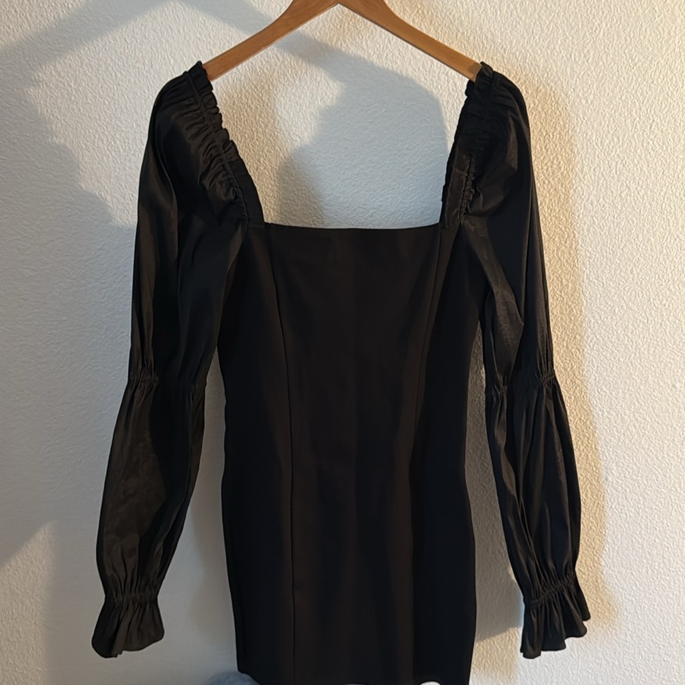 NWOT Majorelle Dove Long Puff Sleeve Mini Dress Black - Size Medium - Picture 4 of 8
